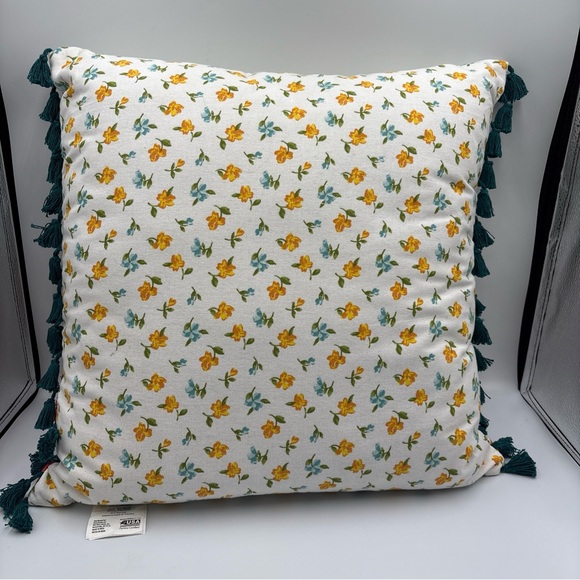 Pioneer Woman Charlie Pillow Bassett Hound Dog Pumpkin Embroidered Fall Truck - Picture 7 of 10